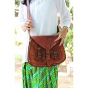 2. Skórzana torebka damska na ramie, ręcznie wykonana z naturanej skóry. Kolor: brązowy. Rozmiar: 13"